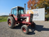 International 1086 2wd w/Cab