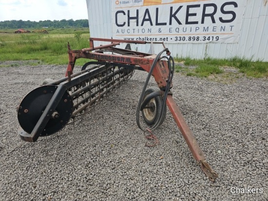 International 96 Dolly Hay Rake