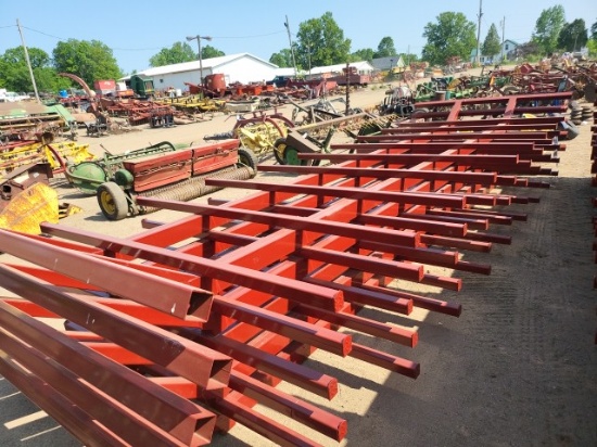 Red 10 Bale Wagon Rack