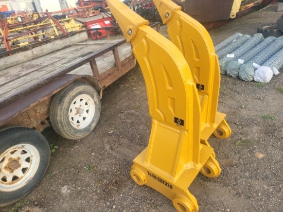 New Excavator Ripper/Fits Cat 320