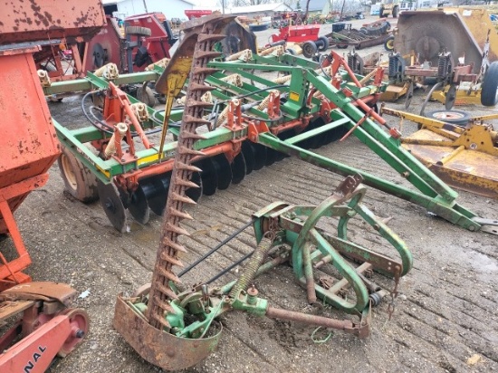 John Deere 350 6ft. 3pt. Sickle Mower /wExtra 9ft. Bar