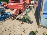 John Deere 350 9ft. 3pt. Sickle Mower