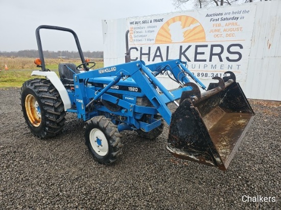 New Holland 1920 4x4 w/Ldr