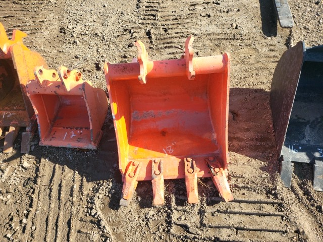 Kubota BT1973 18in. Excavator Bucket | Proxibid