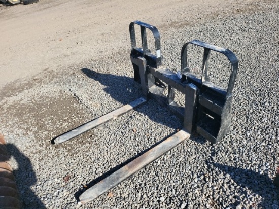 HLA QT 4200LB Walk Thru Pallet Forks/Unused