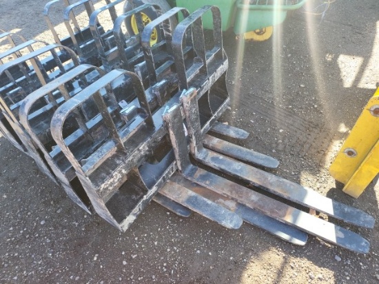 HLA QT 4200LB Walk Thru Pallet Forks/Unused