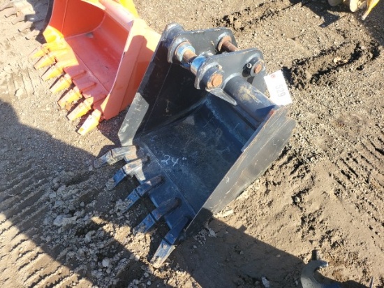 Kubota BT291 2ft. Excavator Bucket