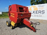 New Holland 644 Round Baler w/Net
