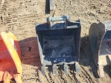 Kubota 16in. Excavator Bucket