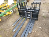 Kivel Walk Thru 48in. QT Pallet Forks/4200LB Capacity