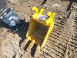 John Deere 12in QA Excavator Bucket