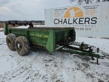 John Deere 660 Tandem Manure Spreader