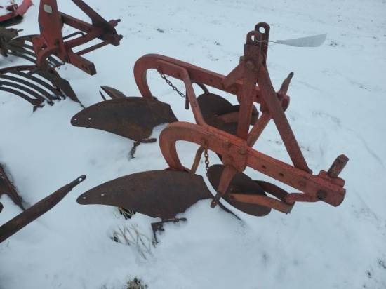 Ferguson 2btm. 3pt. Plow