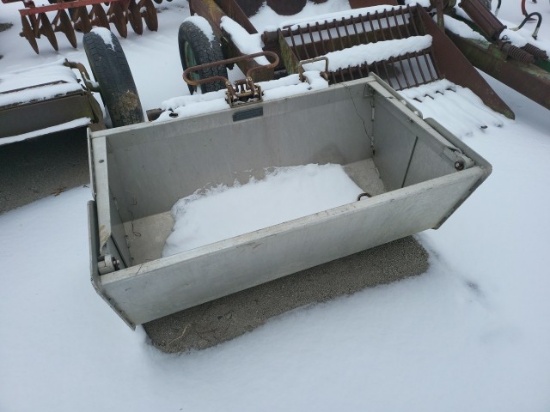Kubota Feed Split Bucket