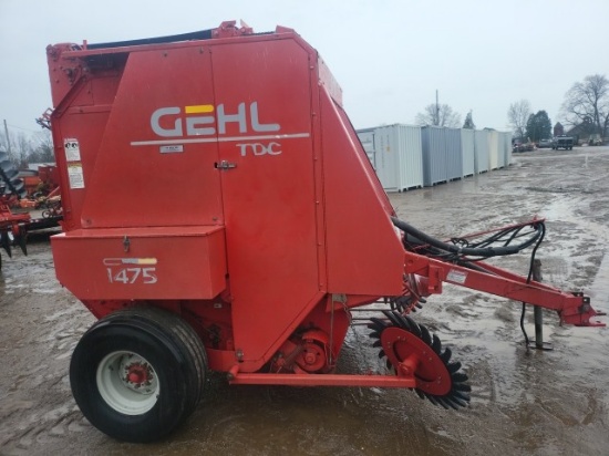 Gehl 1475 Round Baler