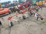 4 basket Hyd Fold Tedder