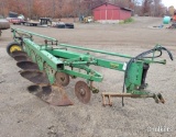 John Deere 1350-1450 5btm. Plow