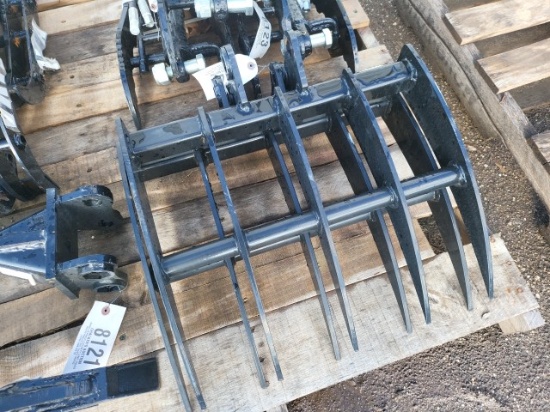 Small Mini Excavator Claw Att.