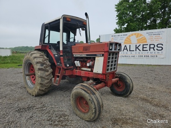 International 1586 2wd w/Cab