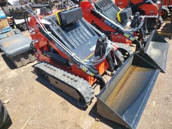 AGT LRT23 Mini Skidsteer/Gas/Unused