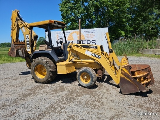 John Deere 410E 2wd Loader Backhoe