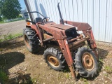 Case IH 275 4x4 w/Ldr