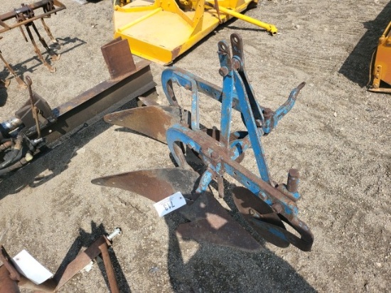 Ferguson 2btm. 3pt. Plow 12in.