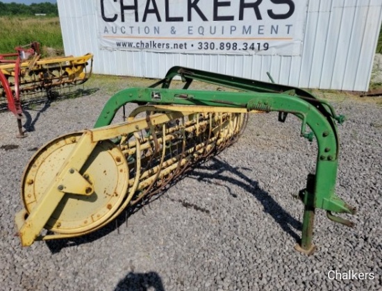 John Deere 660 Hay Rake