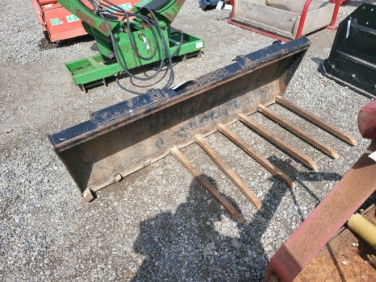 QT 60in. Manure Bucket/Missing Some tines
