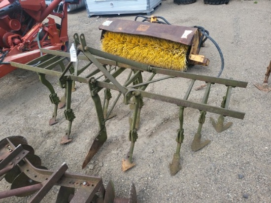 Dearborn 3pt. 2 row Cultivator/Stiff Shank