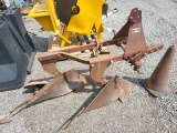 Ford 101 3pt. 2btm. 12in. Plow