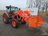 Kubota M5-111 4x4 w/Cab/Ldr