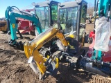 AGT H13R Mini Excavator/New/Unused/Yellow w/Cab