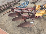Massey Ferguson 3btm. 3pt. Plow