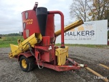 New Holland 355 Grinder Mixer