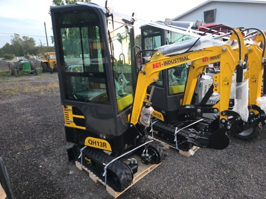 AGT Industrial QH13R Mini Excavator With Cab