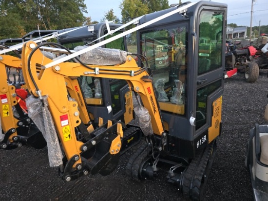 AGT Industrial H13R Mini Excavator w/Cab