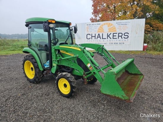 John Deere 3720 4x4 w/Cab/Ldr