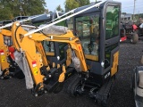 AGT Industrial H13R Mini Excavator w/Cab