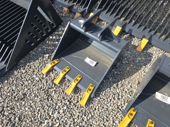 24in. Excavator Bucket