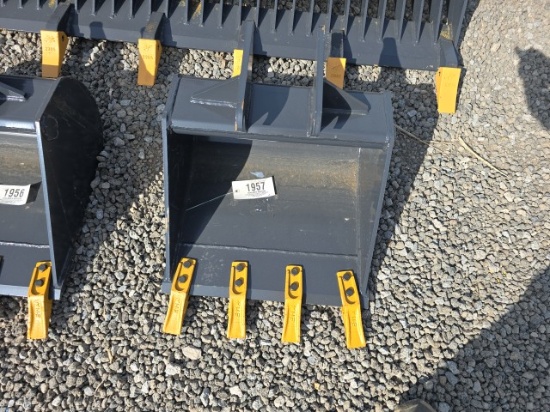 24in. Excavator Bucket