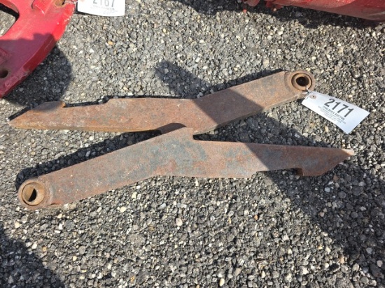 International Fast Hitch Arms