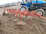 International 720 Plow