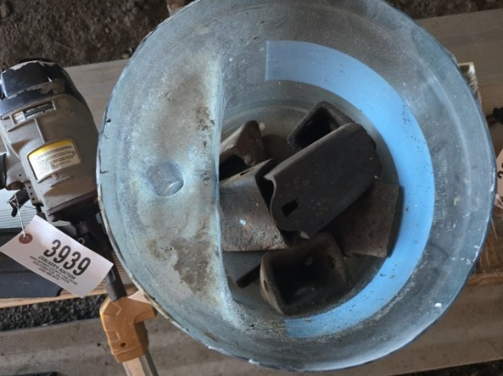 (7) Backhoe Bucket Teeth