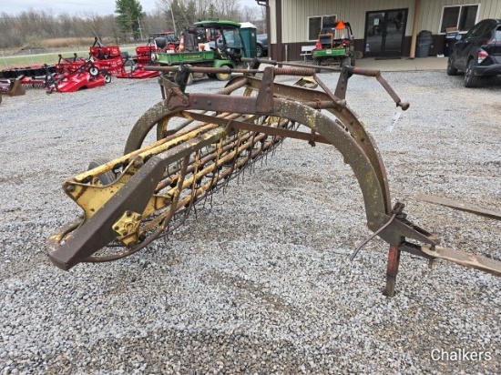 New Holland 256 Rake