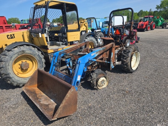 New Holland TC25 4x4w/Ldr