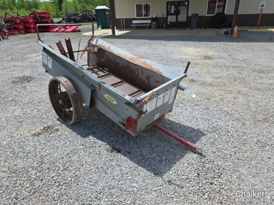 Loyal 25Bu. GD Manure Spreader