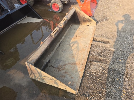 QT Skidsteer Bucket
