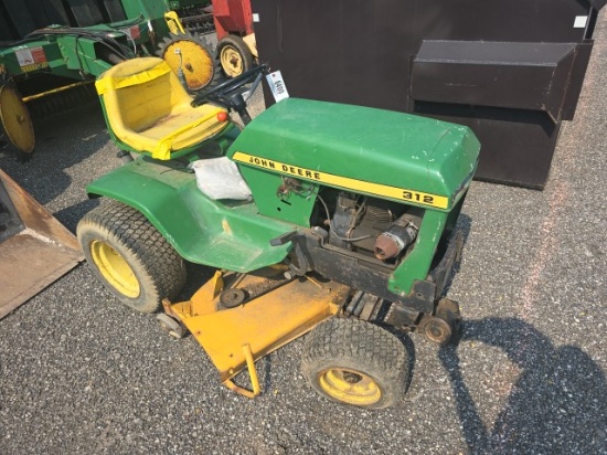 John Deere 312 Riding Mower