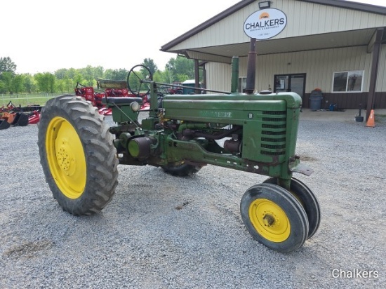 John Deere "B"